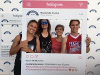 SORRISI PER LA CUOMO