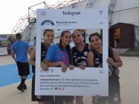 SORRISI PER LA CUOMO